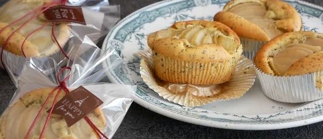 私家白桃红茶酸奶杯子蛋糕