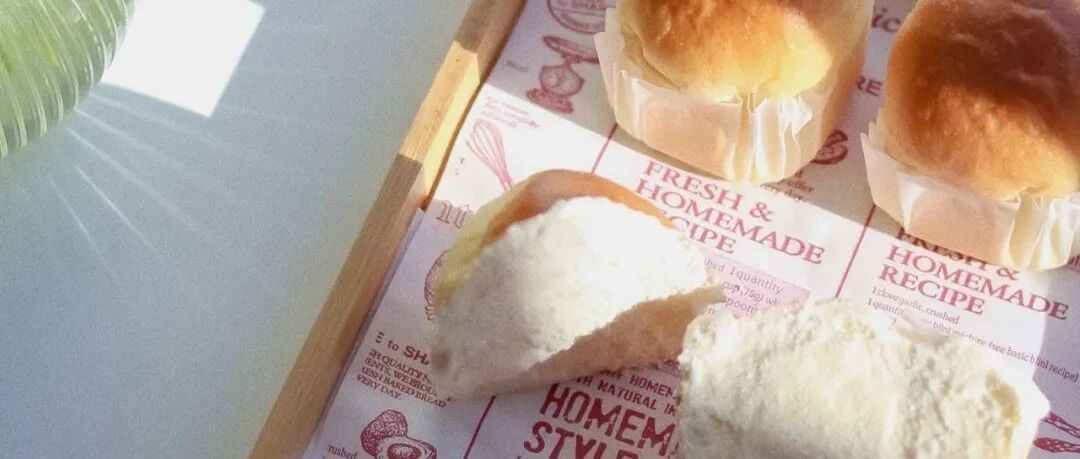 加入中种的小奶酪包软噗噗的，一口一个奶香味十足～云朵般口感！