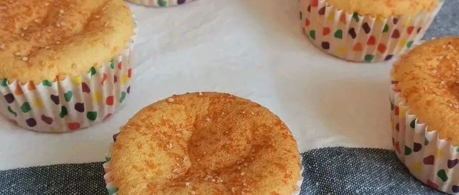 芝士烤小蛋糕丨整点芝士味儿蛋糕，浓郁有层次！