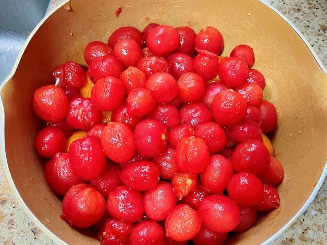 梅浸小番茄，酸甜爽口，夏天必须有的一道开胃菜