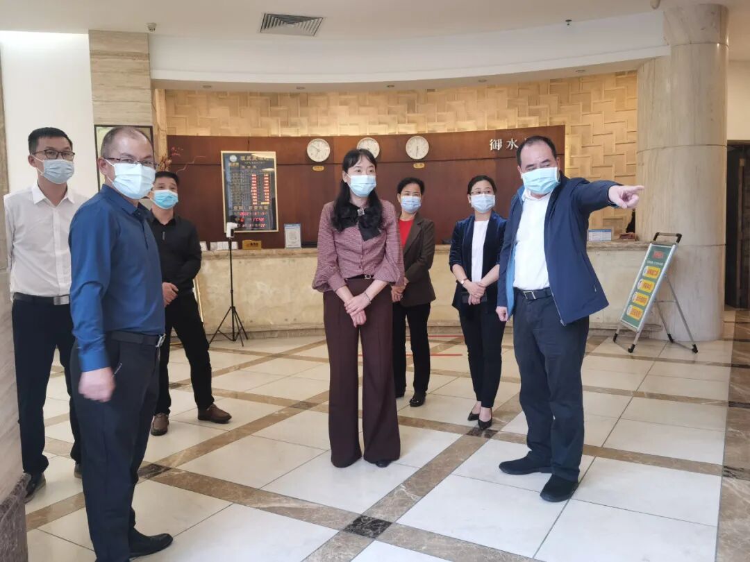 市政府副市长庄红琴带队到陆河县督导疫情防控工作-长者服务区-汕尾市