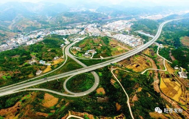 旺苍县震后发展十年印记交通篇