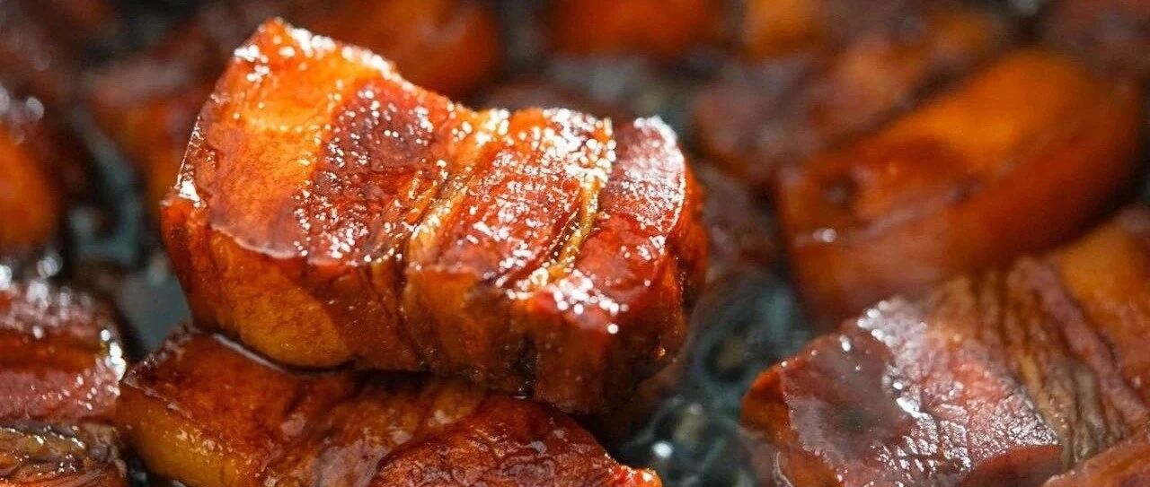 进来，里面有年夜饭大小菜谱 36 道。