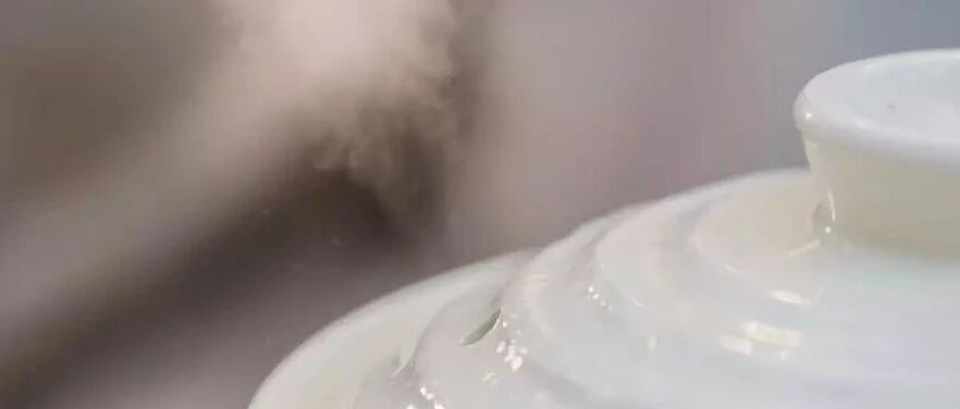 一年买了 48 件，最后剩这 8 件年度最爱厨具。