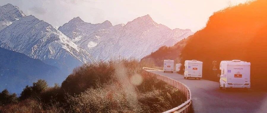 2021-房车-秋季新疆北疆9天喀纳斯吐鲁番