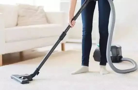 DƬ