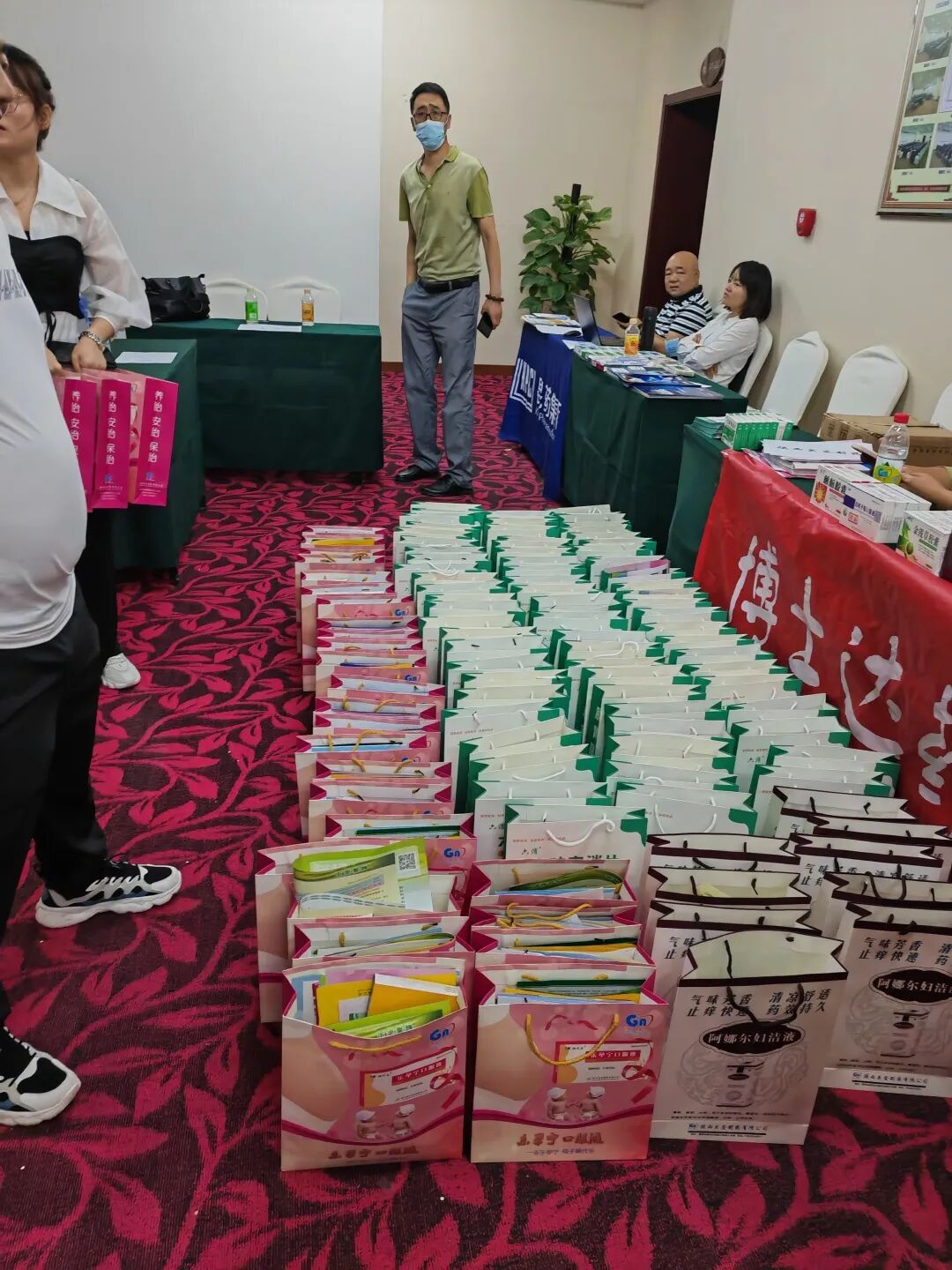 妇科液体敷料怎么使用祝贺：第28届院外DTP营销论坛顺利召开｜品观医药带来了“HPV卡波姆妇科敷料、腺肥消液体敷料”_https://www.jmylbn.com_新闻资讯_第33张