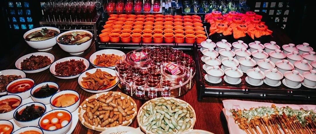 请你吃霸王餐!火爆成都的『贰麻酒馆』终于来石家庄啦!走啊，今晚劈酒!