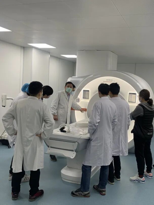 磁共振矩阵怎么计算【重磅】新一代智慧型生命感知磁共振——MAGNETOM Vida， 成功落户中大放射并全面投入使用！！！_https://www.jmylbn.com_新闻资讯_第53张