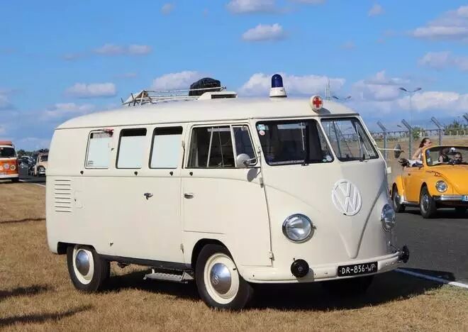 约你赴一场穿越百年的复古约会 敢领票么？