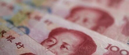 “凡尔赛”了，男子嫌日薪350太低 宁挨饿也不上班！网友：即便双休也有7700