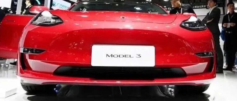 特斯拉Model 3第七次调整价格，引发“韭菜”车主不满，副总裁回应调价…