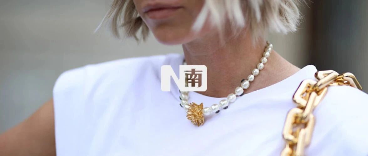 “99一条的珍珠项链”是如何成为时髦之王的？