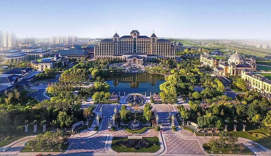 北京家装配件价格交流组,用华北最新的这座一站式温泉度假村,抵御深秋