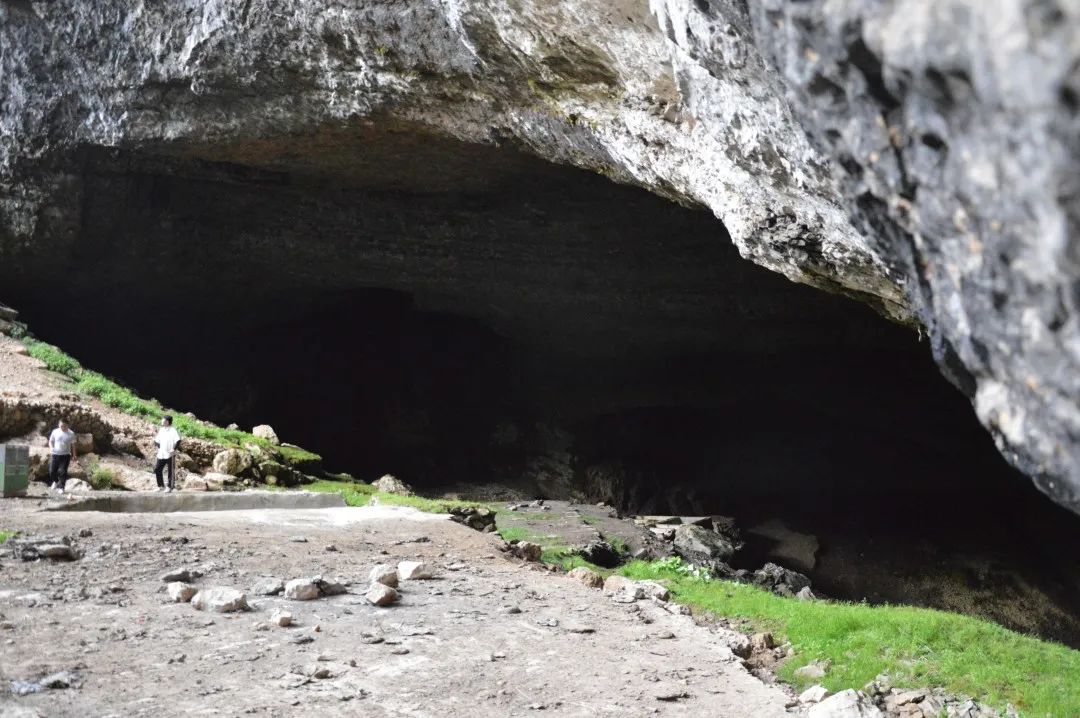 漢中天坑群第七次國際聯(lián)合科考隊走進鎮(zhèn)巴縣，再探神秘天坑