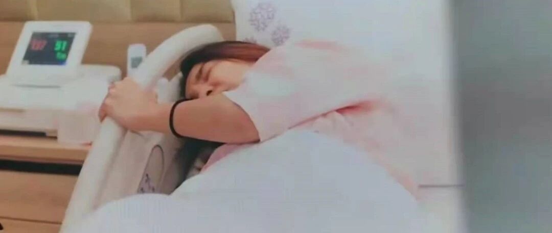 Ella公开被围观生产视频，遭网友群嘲：“你生孩子的样子真丑！”