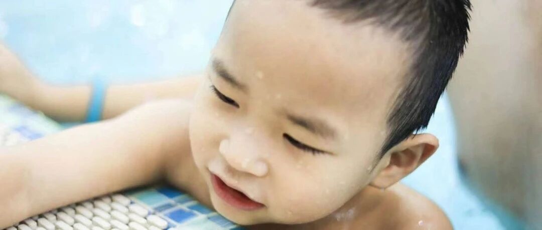 一岁半宝宝到底能不能看电视?