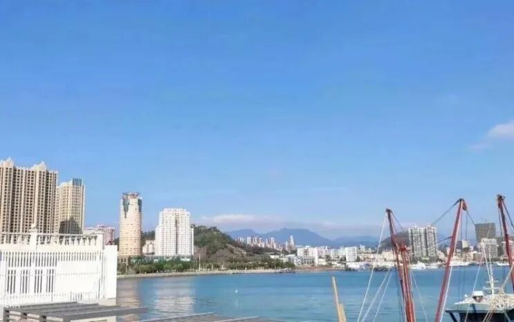 澳头港1.jpg
