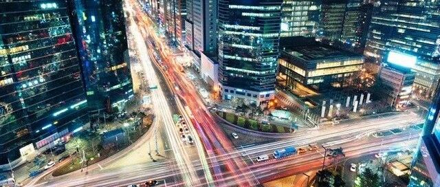 四轮驱动！车联网加速驶向商用未来