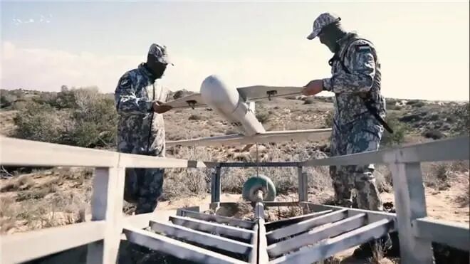 伊朗无人机立大功！以色列“铁穹”没防住，化工厂被哈马斯炸毁的图5