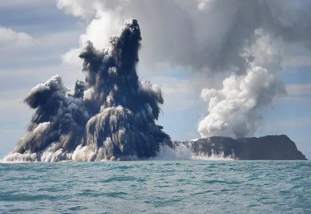 地壳变动的地震和火山_环太平洋火山地震带_世界地震火山分布图