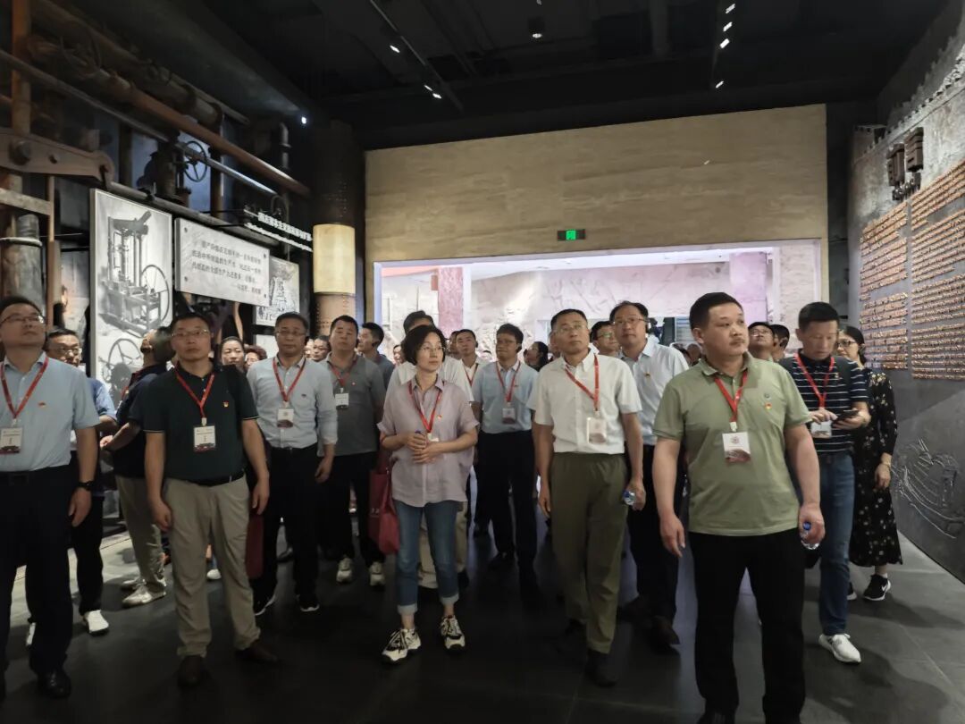 上海交通大学合肥大学中层及以上干部履职能力培训班圆满落幕(图7)