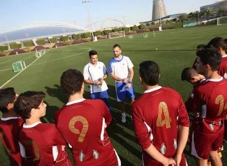 卡塔尔足球学院_中国 卡塔尔 足球_卡塔尔足球世界排名