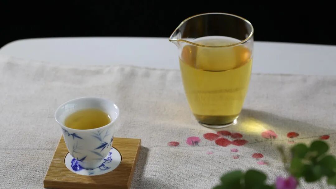 小饮浓茶有滋味 常饮淡茶更健康 普洱茶心得 喝普洱茶的心得 普洱茶吧www Puertea8 Com