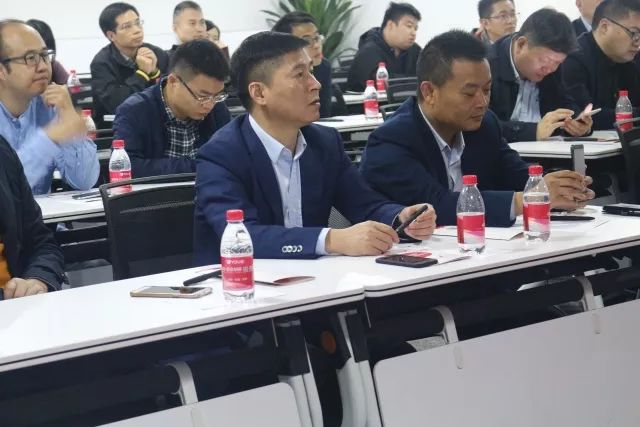 房产投机的时代终结,中国新的集结号吹响......