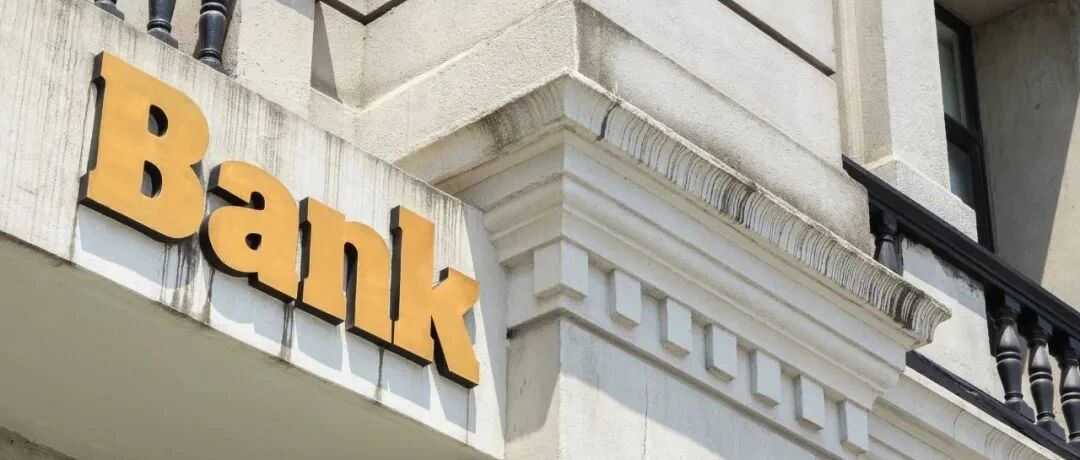 人民日报中的银行：中行曝光最高，邮储评价最好，建行掌声最多……