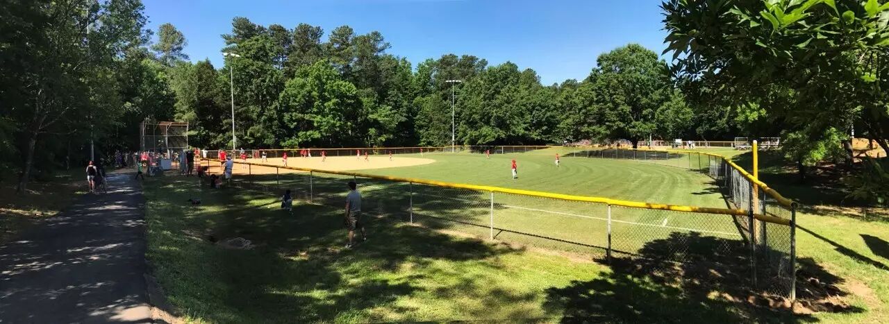 保定户外婚礼场地_户外活动场地有哪些_上海户外场地出租