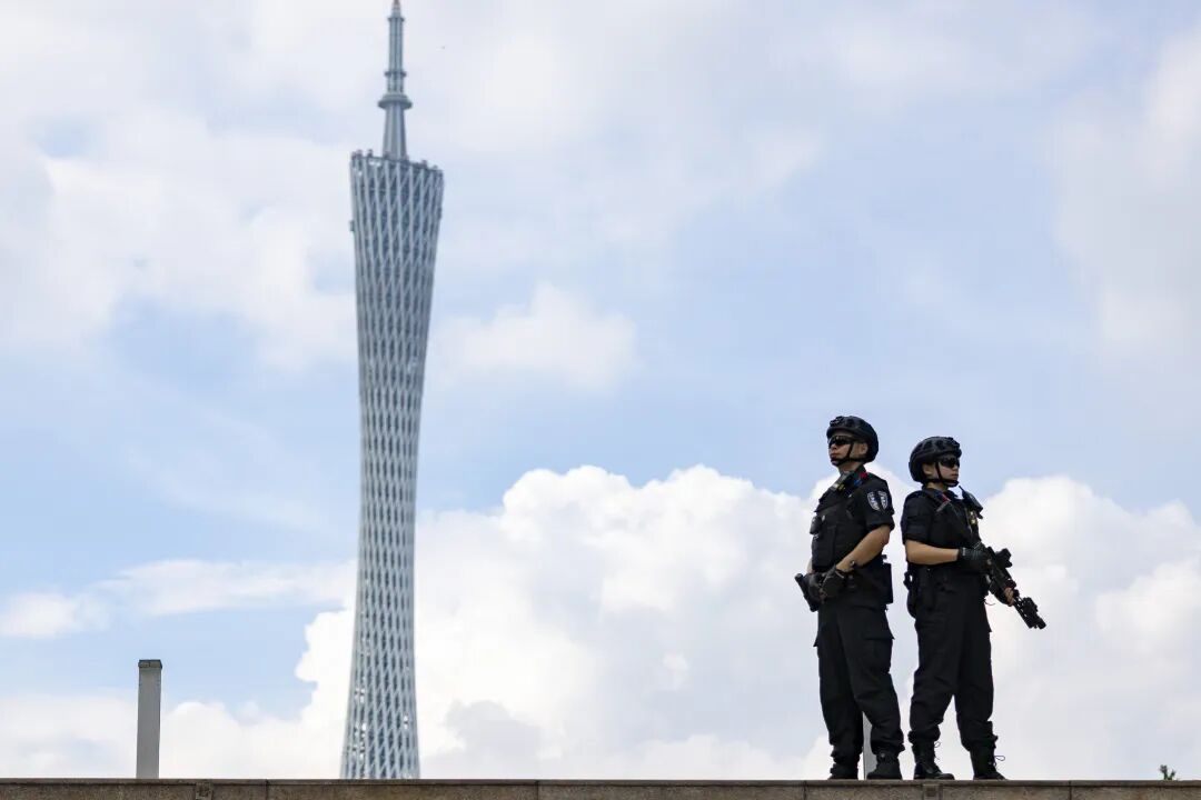 广东公安开展十五运安保社会面防控“百日行动”。南方+记者 梁矩聪 摄