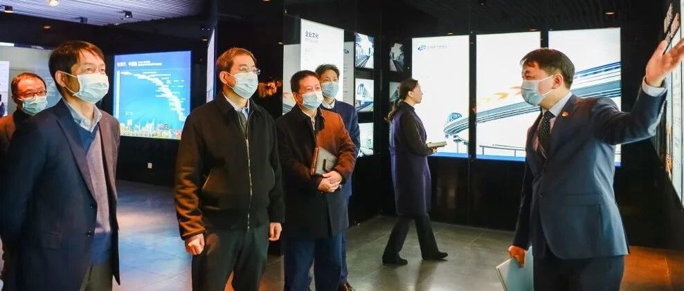 只争朝夕促发展，毫不松懈保安全！区领导赴企业开展大走访、大排查