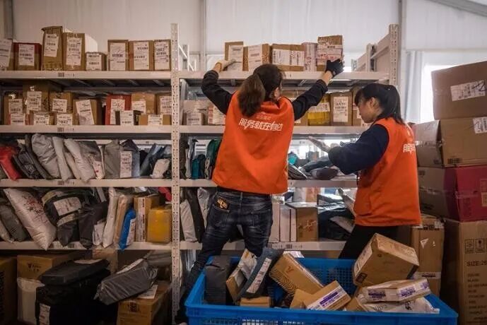 从月入三万到逃离撤退：宣称“加盟就赚钱”的快递驿站，已经无人接盘了