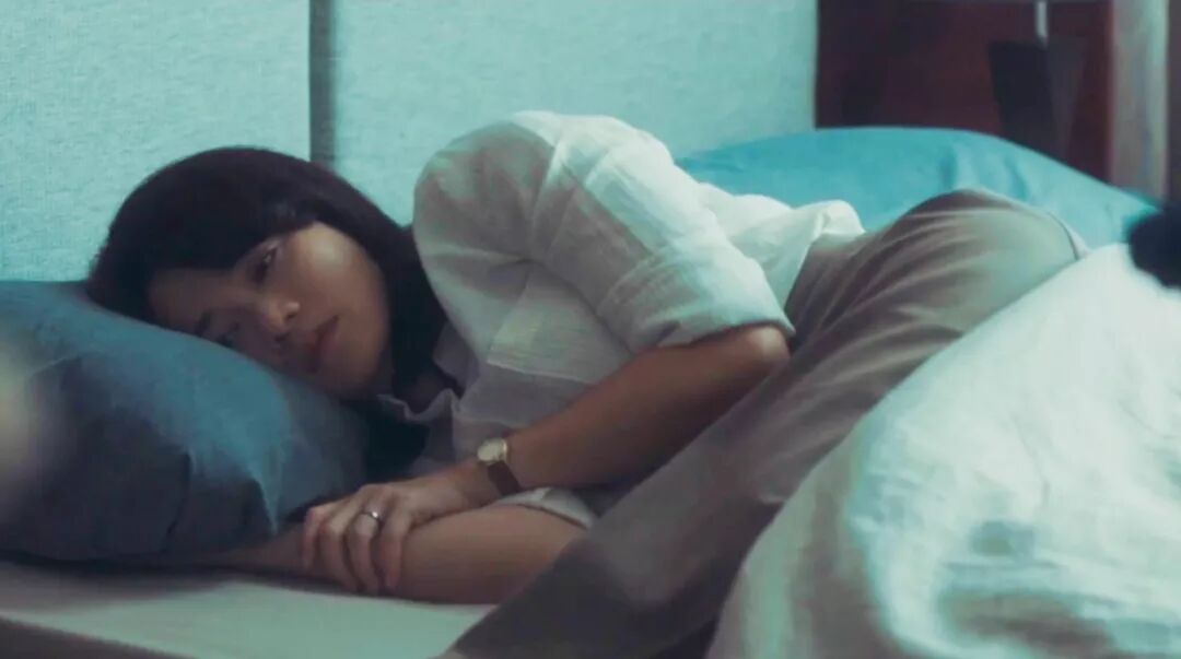 梦到女人流鼻血是什么预兆_中年女人梦见自己流鼻血_中年流鼻血梦见女人什么意思