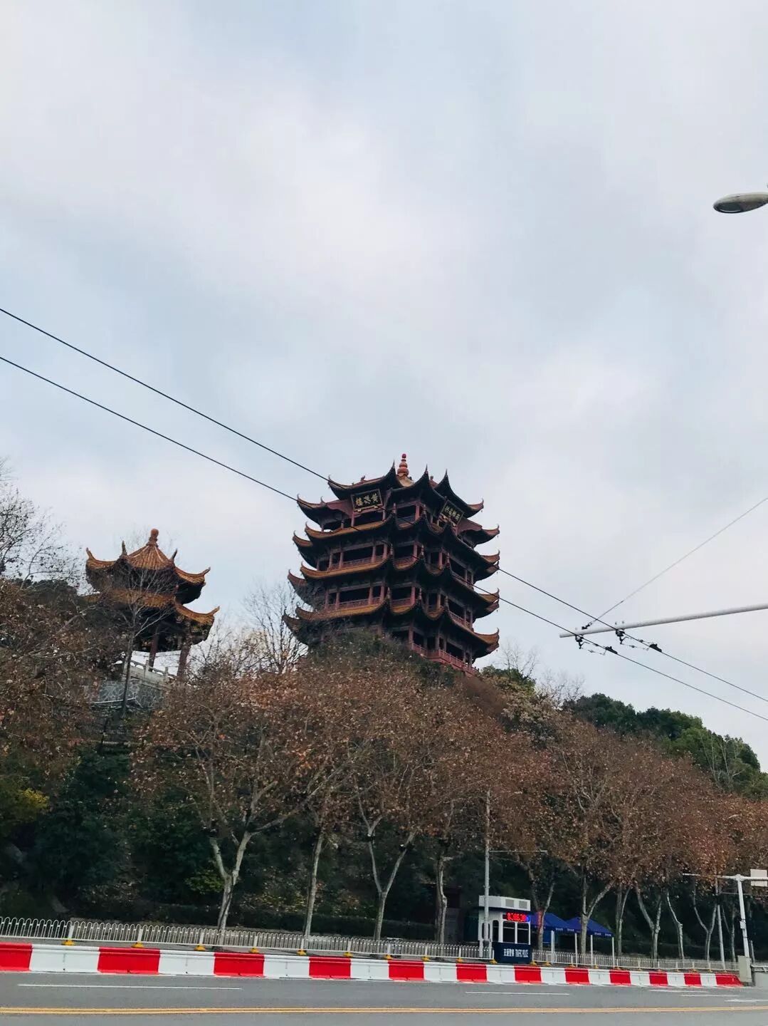 【深读】武汉90后临时外卖员：我多跑一单，就减少一个家庭感染的可能（组图） - 24