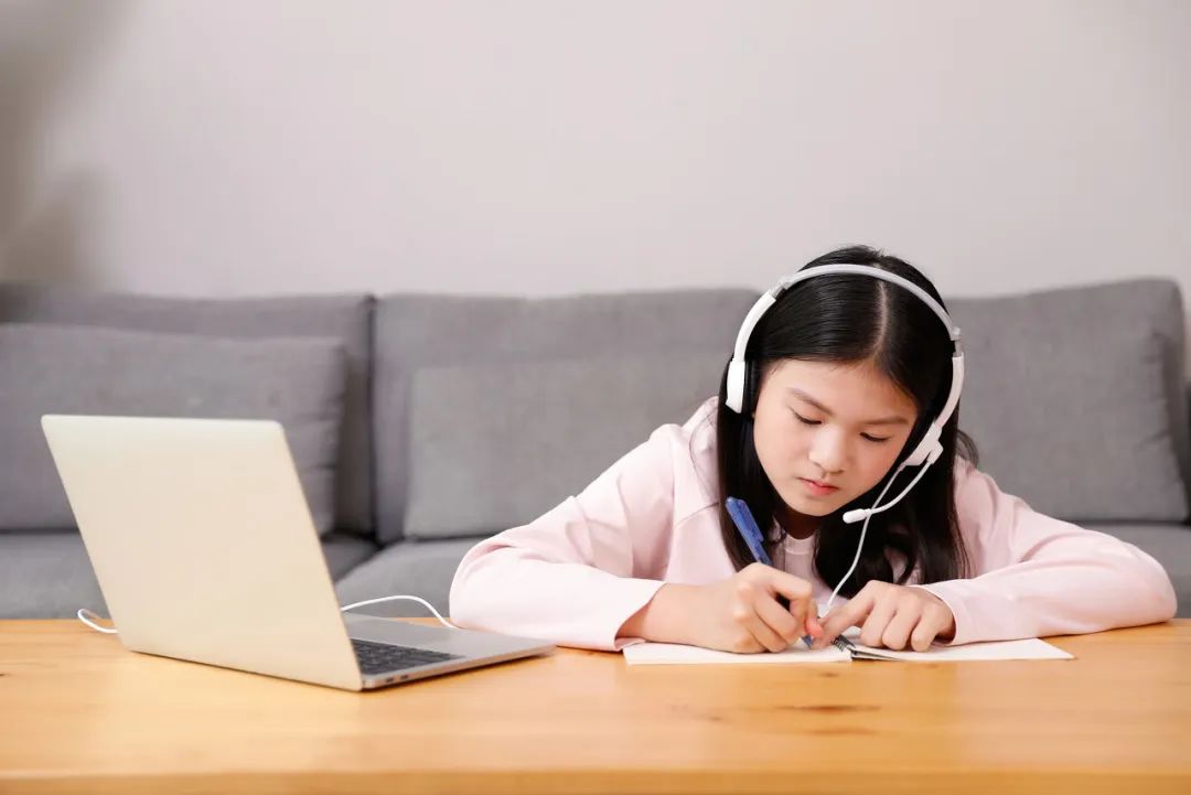 梦见学到新知识_梦见新学生来上课_梦见上课学新知识