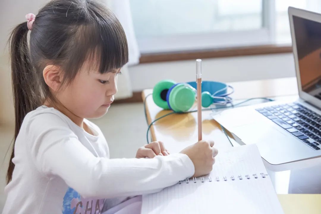 梦见上课学新知识_梦见学到新知识_梦见新学生来上课