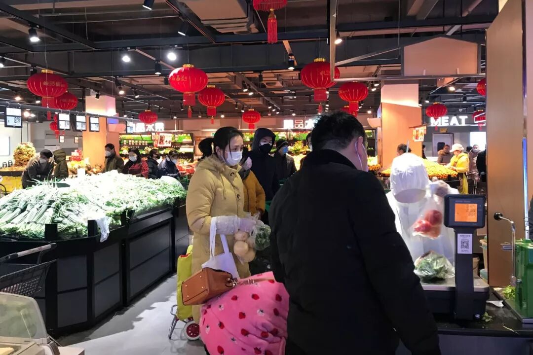 【深读】武汉90后临时外卖员：我多跑一单，就减少一个家庭感染的可能（组图） - 23
