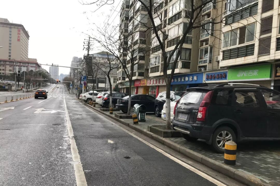 【深读】武汉90后临时外卖员：我多跑一单，就减少一个家庭感染的可能（组图） - 16