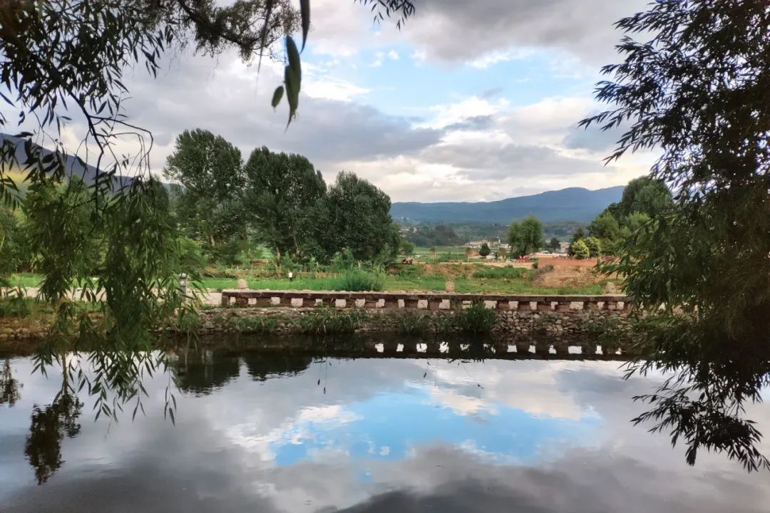 湖北學霸帶著1400萬回國，花18年救活瀕危小城 旅遊 第46張