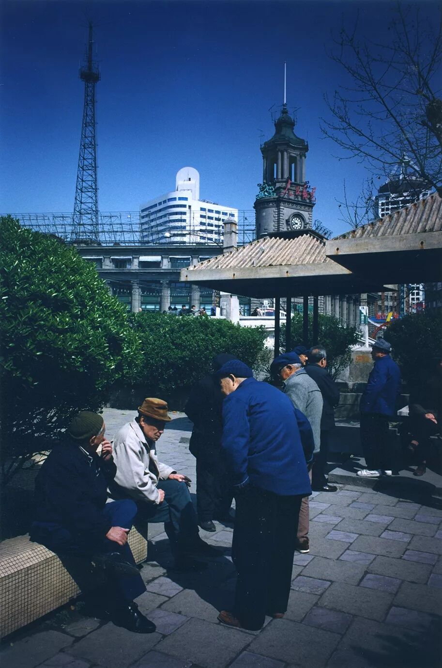 一个日本人25年前到上海，拍下罕见旧照：这里脏乱、萧条，但未来会很厉害！（组图） - 1