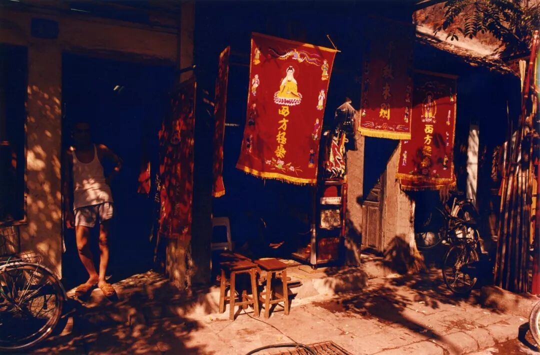 一个日本人25年前到上海，拍下罕见旧照：这里脏乱、萧条，但未来会很厉害！（组图） - 20