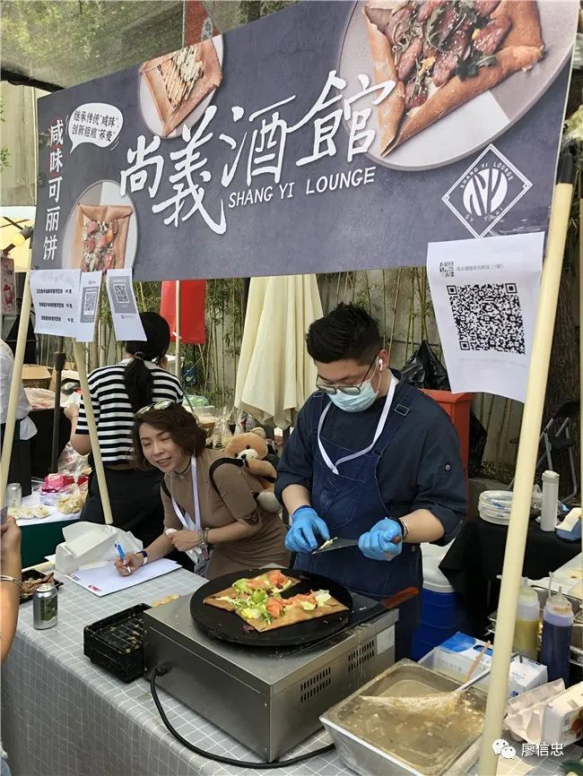 在邪教仪式般的煎饼果子节逛了一圈，见证北方美食的荒芜