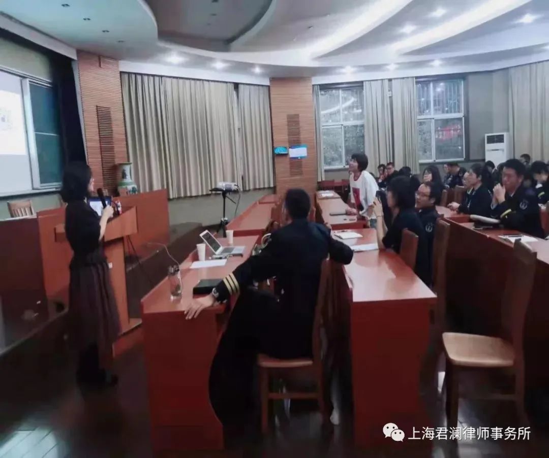 中国人民解放军第二军医大学_人民解放军医科大学_中国人民解放军医学院怎么样