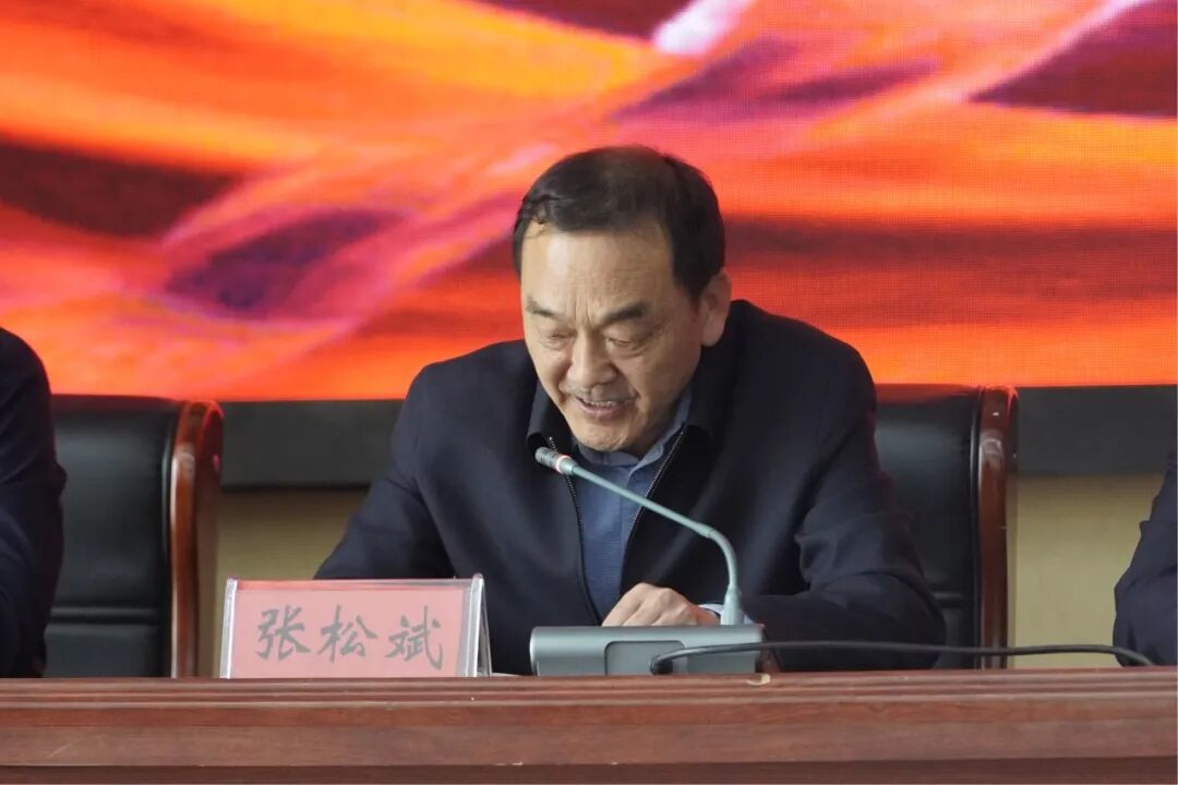 焦作市宇华实验学校赴嵩县一高开展教育教学帮扶活动