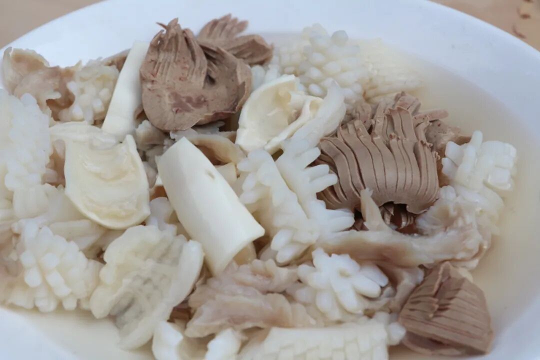 人气爆棚的闽侯名菜“炒八珍”，很多人慕名来吃！