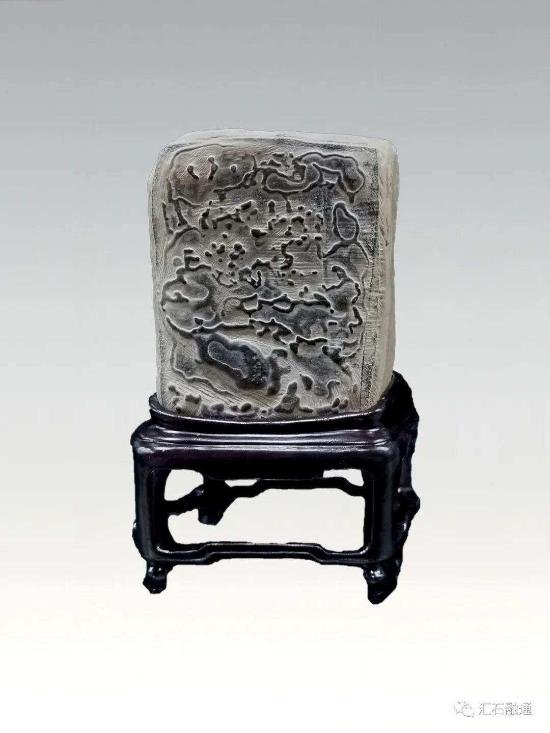 静品陈炉总入诗