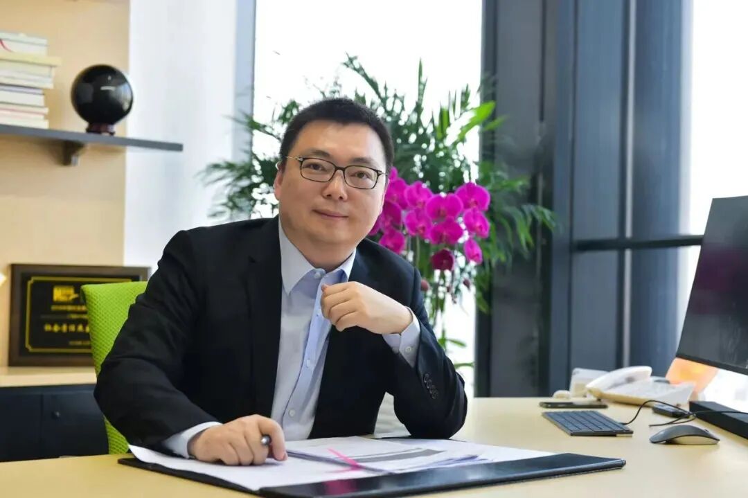 欢瑞世纪实控人变更,钟君艳和陈援夫妇累计套现10.