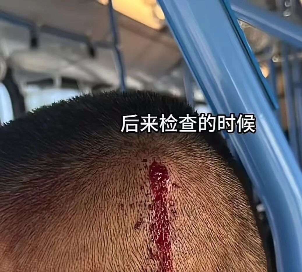 大S离世后小S首度公开亮相,大S去世后小S首次公开亮相，哽咽道：“我现在其实心还是空..